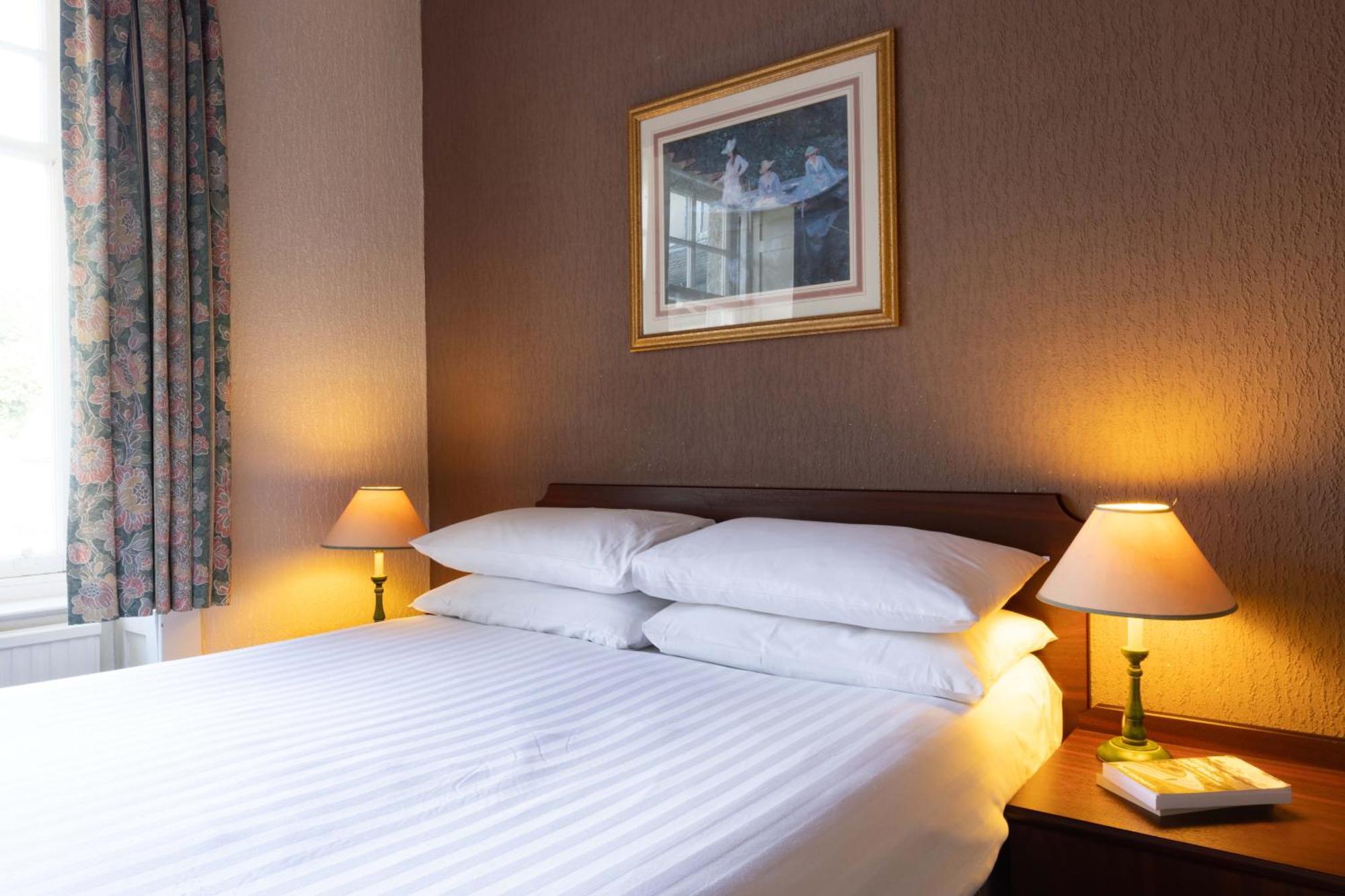 The Highland Hotel By Compass Hospitality Strathpeffer Bagian luar foto
